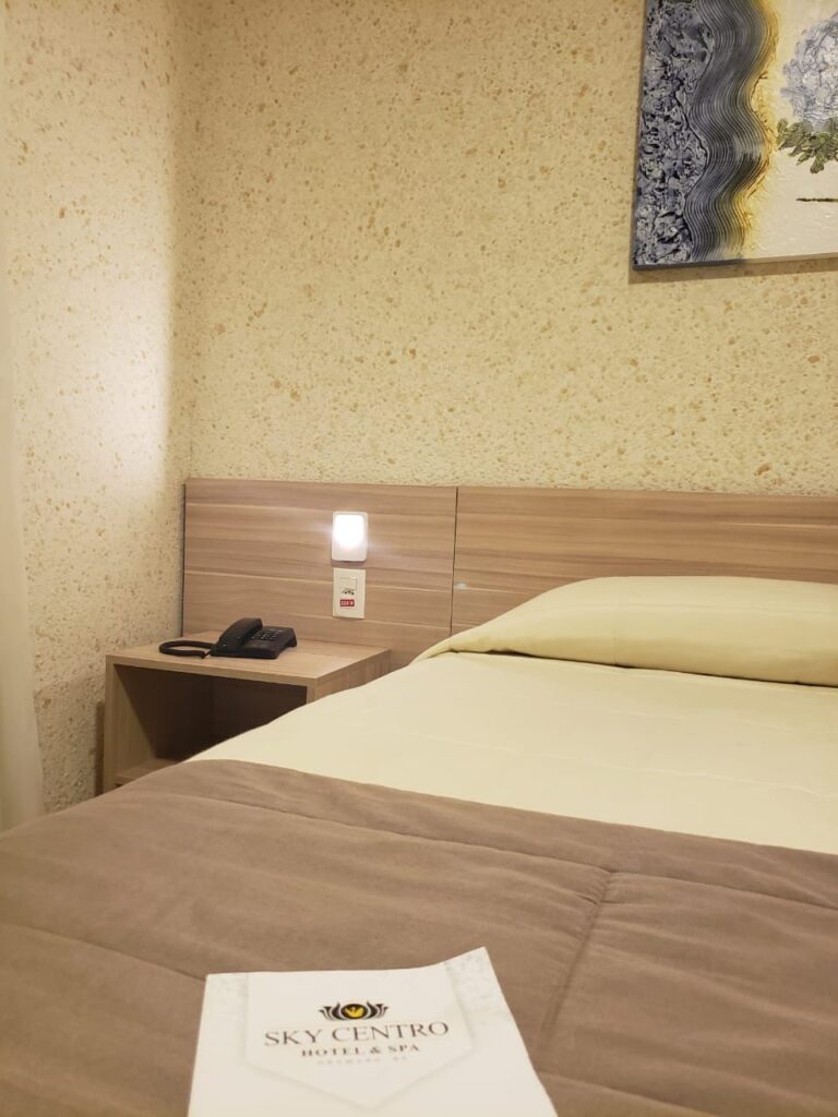 Hotel Room Wall Finishes